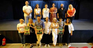 Dostluk Kazansın kitabının geliri KEDİ Otizm Derneği’ne