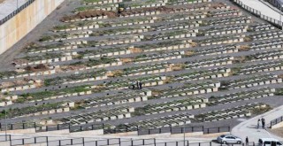 Örnekköy’de çift katlı mezarlık hizmete açılıyor