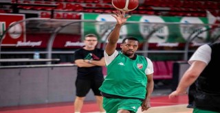 Pınar Karşıyaka, Galatasaray deplasmanında