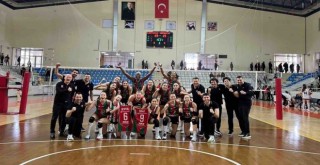 Karşıyaka Çanakkale Belediyespor karşısında zorlanmadı