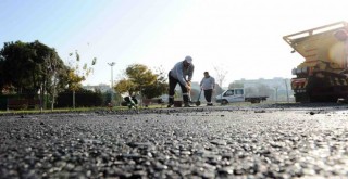 Karşıyaka'da sokaklar yenileniyor