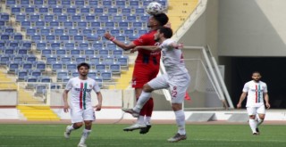 Karşıyaka İçel’den eli boş dönüyor