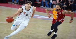 Karşıyaka, Galatasaray karşısında