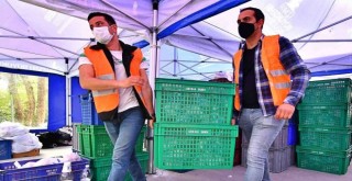 İzmir dayanışması Ramazan’da büyüyerek sürüyor