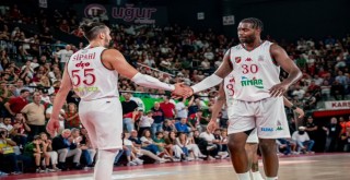 Pınar Karşıyaka, Türk Telekom'u ağırlıyor