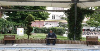 Konak parklarında tek kişilik bank dönemi