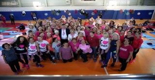 Karşıyaka'da kadınlardan meme kanseri mesajı: Farkındayız