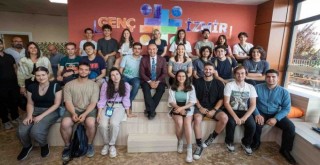 Üniversiteli gençlere 60 milyon lira destek