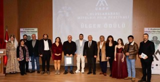 1.Mitoloji Film Festivali, Karabağlar’da sona erdi