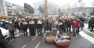 CHP Karşıyaka Gençlik Kolu sokaklarda...