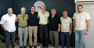 Karşıyaka Amatör Futbol Kulüpler Birliği, Müdür Hamurcu'yu ziyaret etti