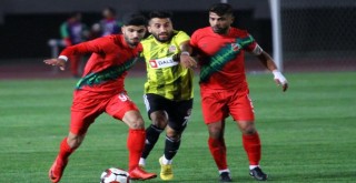 Karşıyaka'nın finaldeki rakibi Turgutluspor