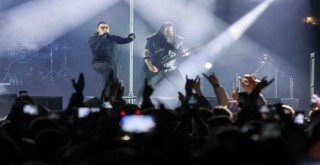 Hayko Cepkin İzmir’i salladı