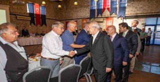 Kılıçdaroğlu Acil Çözüm Projesi uygulanan mahalle muhtarlarıyla buluştu