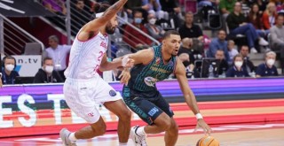 Pınar Karşıyaka'da beklenen ayrılık