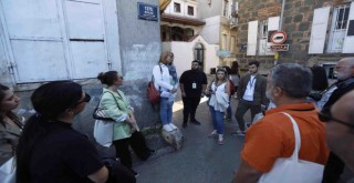 Konak Tarih Gezileri’ne yoğun ilgi