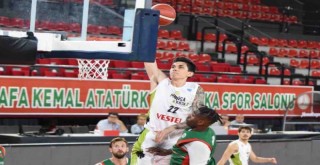 Karşıyaka, ilk hazırlık maçında mağlup