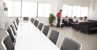 Bakan twit attı, Karşıyaka Milli Eğitim bir günde yaptı...