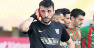 Karşıyaka'da bir ayrılık daha...