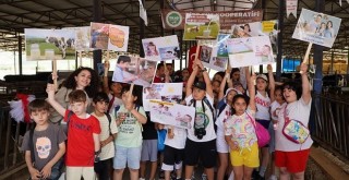 Dünya Süt Günü'nde Karşıyakalı Öğrenciler Tire'de Sütün Yolculuğuna Eşlik Etti