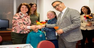 En Özel Hediye, İzmir İl Milli Eğitim Müdürü Dr. Ömer Yahşi’den