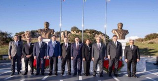 Aliyev 21. ölüm yıl dönümünde İzmir’de anıldı