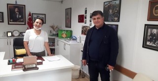 Başkan Tugay, Alaybey Mahallesi Muhtarını ziyaret etti