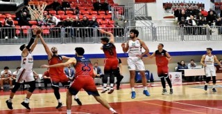 Karşıyaka Belediyesi, Ege Üniversitesinden rövanşı aldı