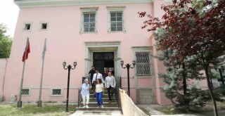 Latife Hanım Köşkü’nde güçlendirme bitti, restorasyon sürüyor