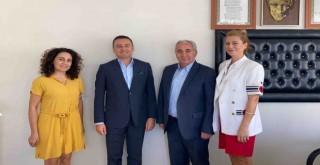 Karşıyaka Tarım ve Orman Müdürü Üngür'den Korkmaz'a ziyaret