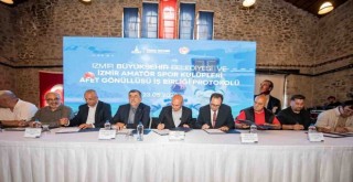 İzmir’de sporcular afet gönüllüsü oluyor