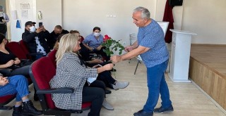 Karşıyaka Halk Eğitimi Merkezi’nden “Dünya Sevgi Günü”