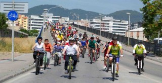 Gaziemirliler sağlık için pedal çevirdi