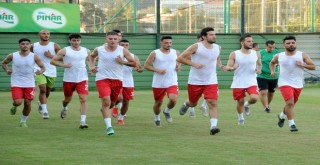 Karşıyaka, Esenler Erokspor karşısında