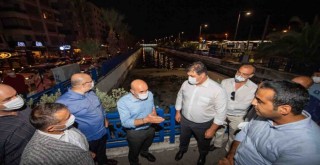 Başkan Soyer Bostanlı Ahırkuyu Deresi'ndeki çalışmaları inceledi