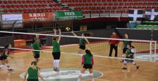 Kaf Kaf filede Sarıyer'i konuk ediyor