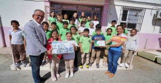 Gaziemir’in geri dönüşen atık avcıları ödüllerini aldı