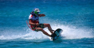 Dünya Motosurf Şampiyonası Çeşme'de start aldı