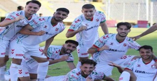 Karşıyaka dört köşe...