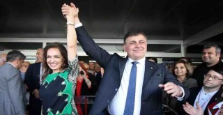 Başkan Tugay: Aramızda bir savaş yok ki barışalım