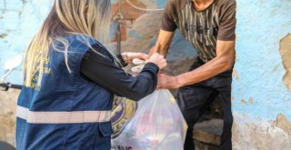 Buca’da kış öncesi sosyal yardım atağı