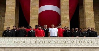 Karşıyaka'dan anlamlı ziyaret