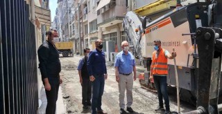 Karabağlar Belediyesi ekipleri hafta sonları da sahada