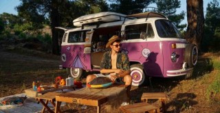 ​Emre Durmuş İzmir’i Visitİzmir’le keşfediyor