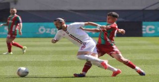 Karşıyaka uzatmada yıkıldı