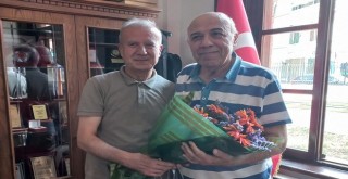 Karşıyaka Müftüsü İsa Gürler Gazilerimizin Babalar Günü'nü kutladı