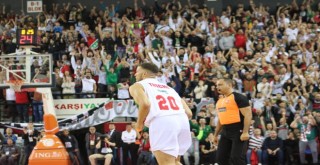 Pınar Karşıyaka'ya ceza geldi...