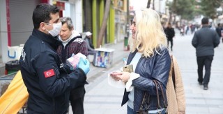 Karşıyaka Belediyesi'nden sokağa çıkma uyarısı