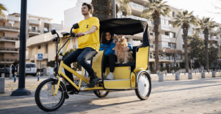 Bisiklet taksi girişimi Kanguru Karşıyaka'da faaliyete başladı