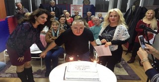 Mert Algan'a sürpriz doğum günü...